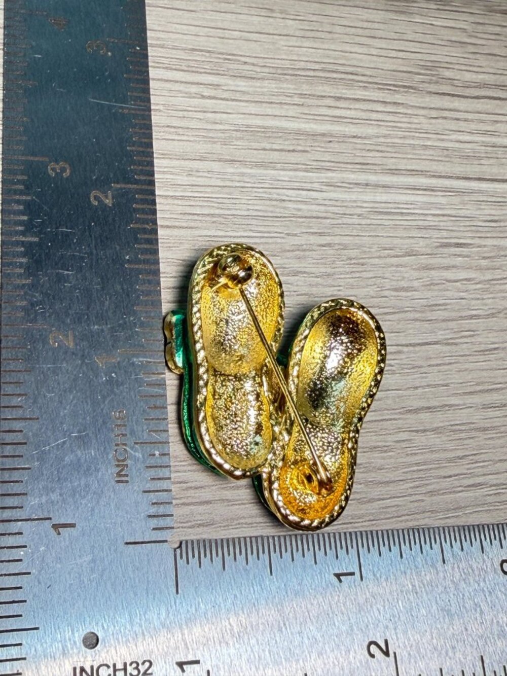 Vintage Green Shoes Brooch Irish Christmas St. Patrick's day - Picture 7 of 7